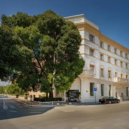 Palazzo President Hotell