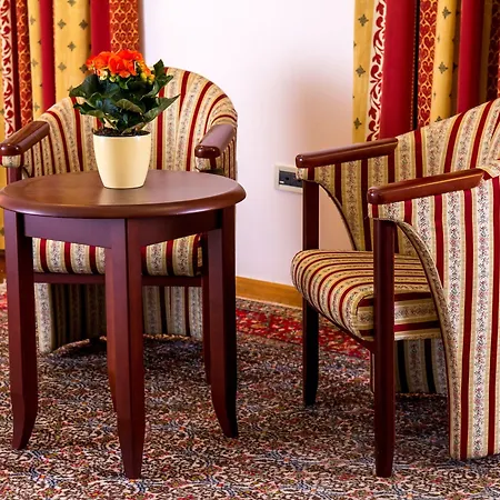 Palazzo President Hotell