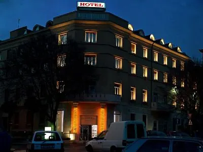 酒店 Palazzo President