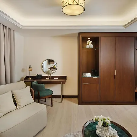 Palazzo President Hotel