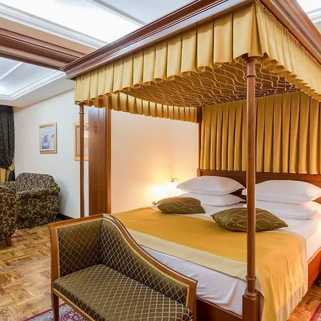 Palazzo President Hotel