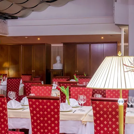 Palazzo President Ξενοδοχείο 5*